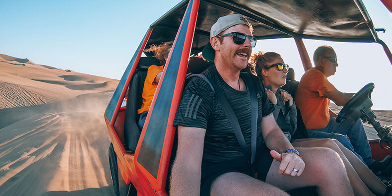 dune buggy huacachina