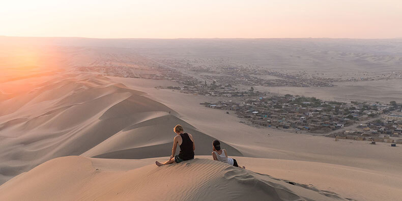 por do sol oásis huacachina