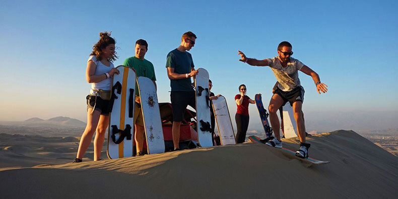 sandboarding-huacachina